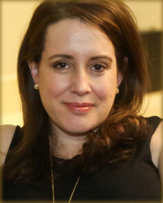 Джулия Куин Джулия Куин