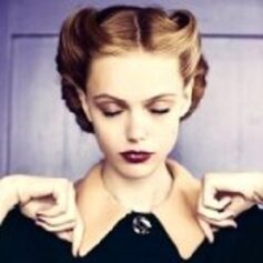 Мария Устинова Мария Устинова